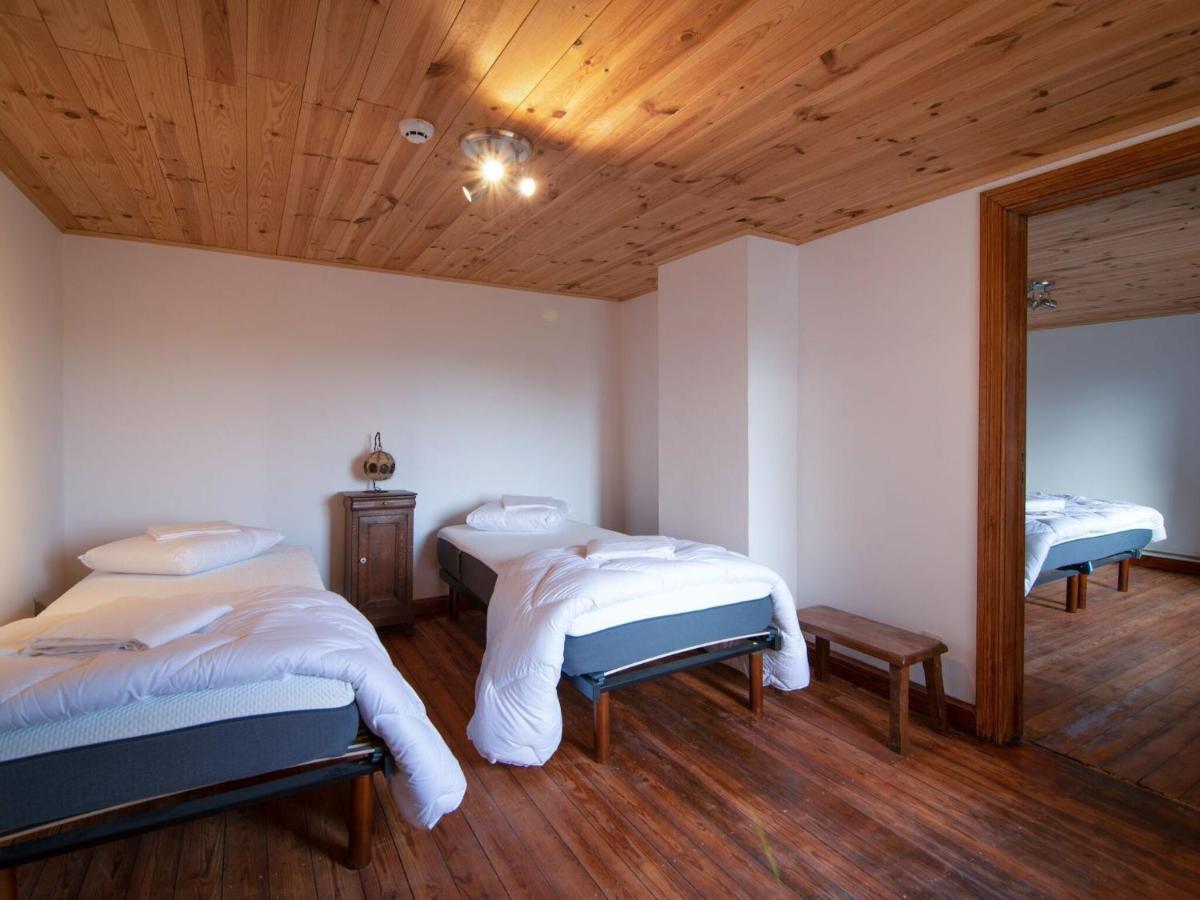 Very Spacious House With Sauna Spa And Countryside Views Гуви Экстерьер фото