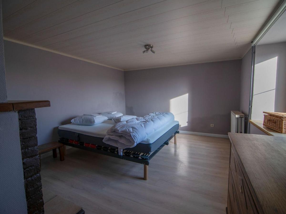 Very Spacious House With Sauna Spa And Countryside Views Гуви Экстерьер фото