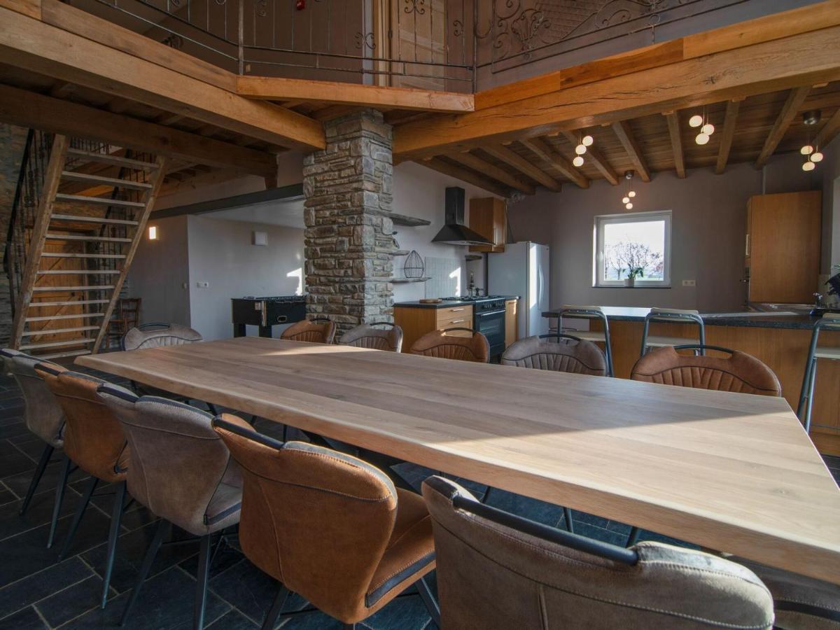 Very Spacious House With Sauna Spa And Countryside Views Гуви Экстерьер фото