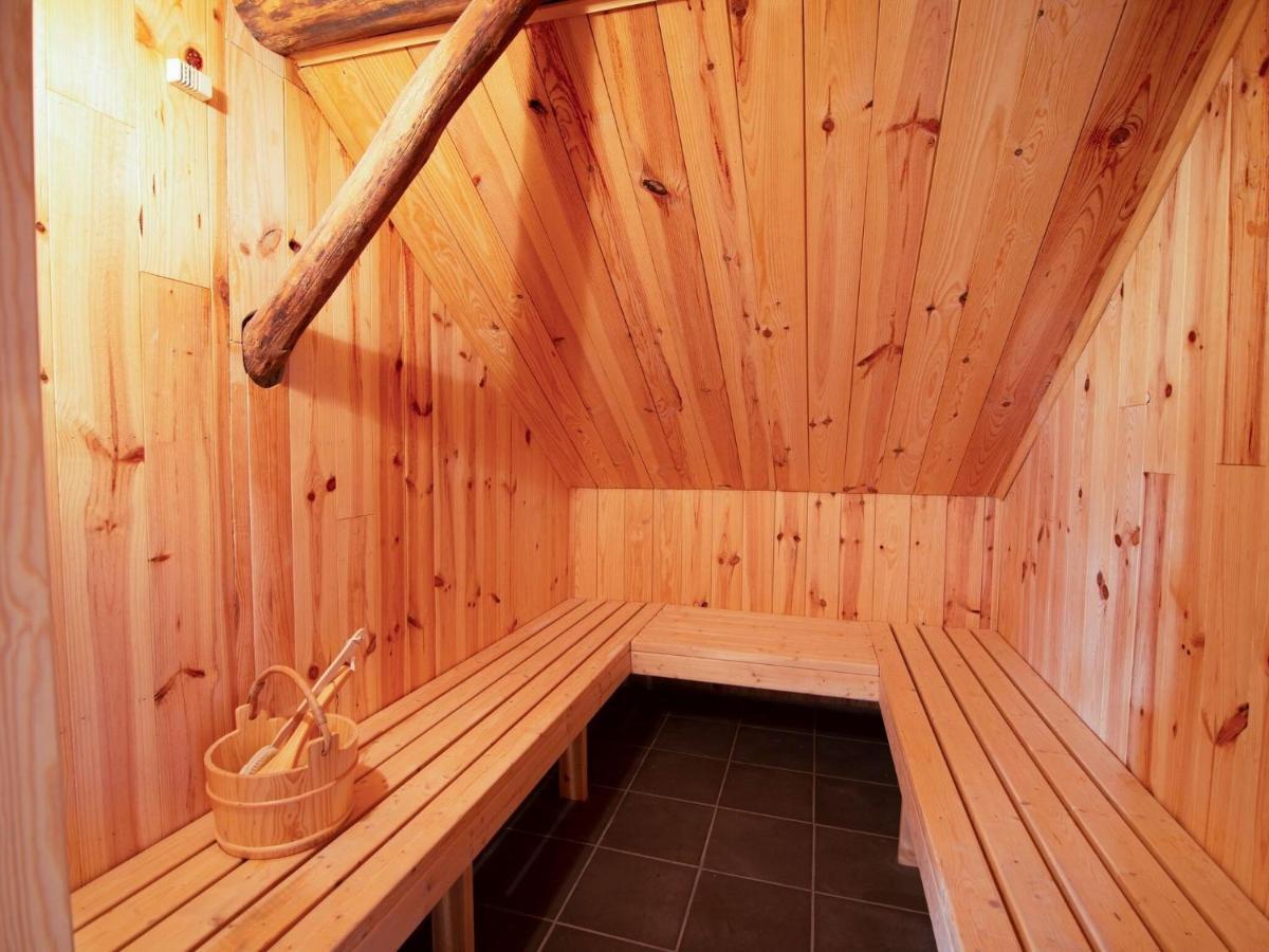 Very Spacious House With Sauna Spa And Countryside Views Гуви Экстерьер фото