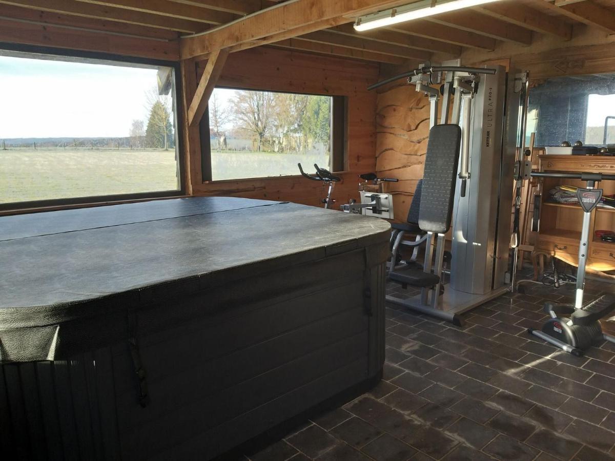 Very Spacious House With Sauna Spa And Countryside Views Гуви Экстерьер фото