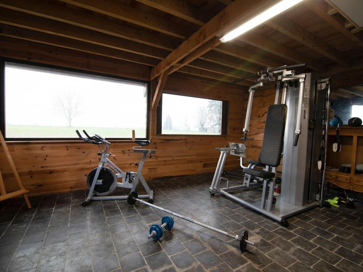 Very Spacious House With Sauna Spa And Countryside Views Гуви Экстерьер фото